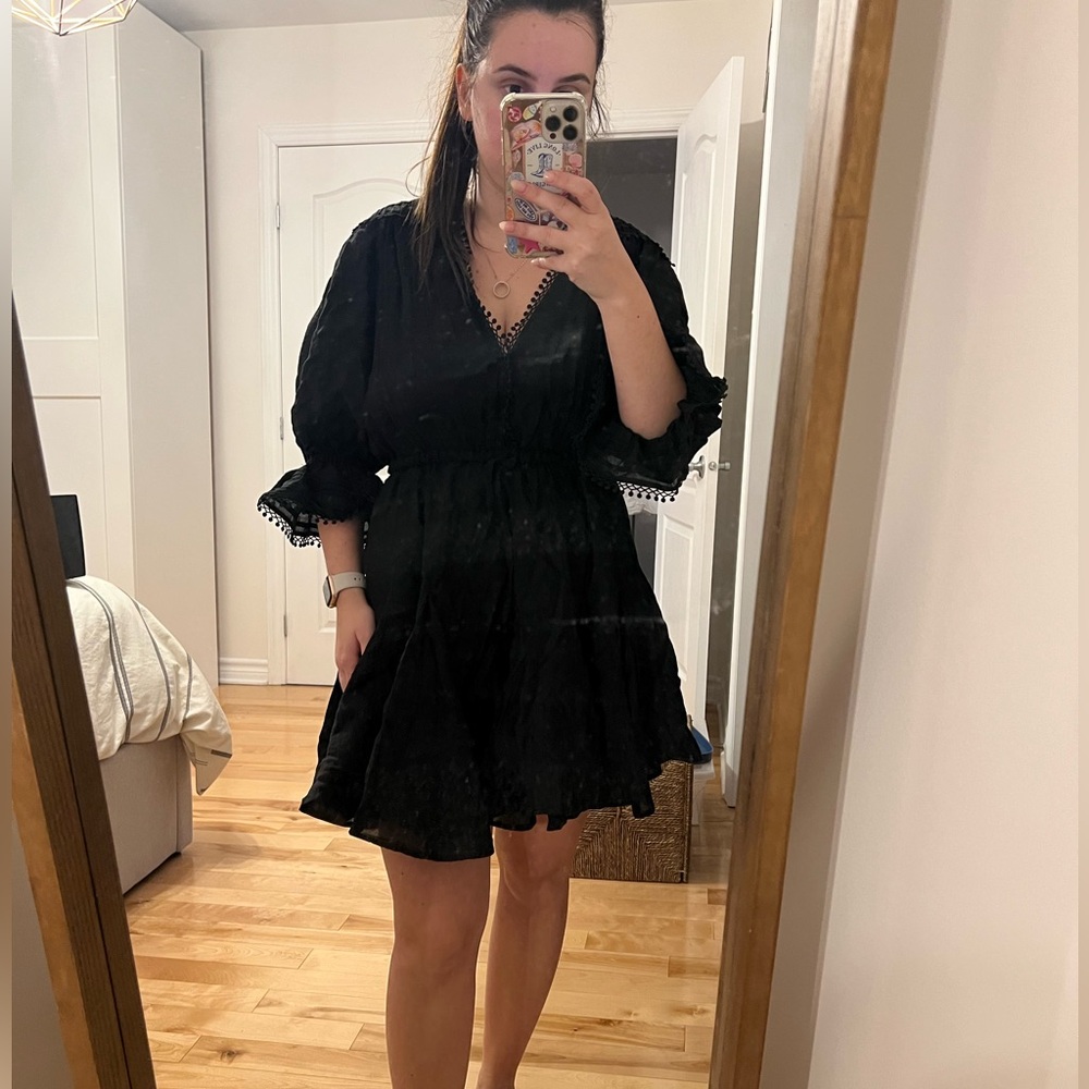Sabrina mustav Black Mini Dress